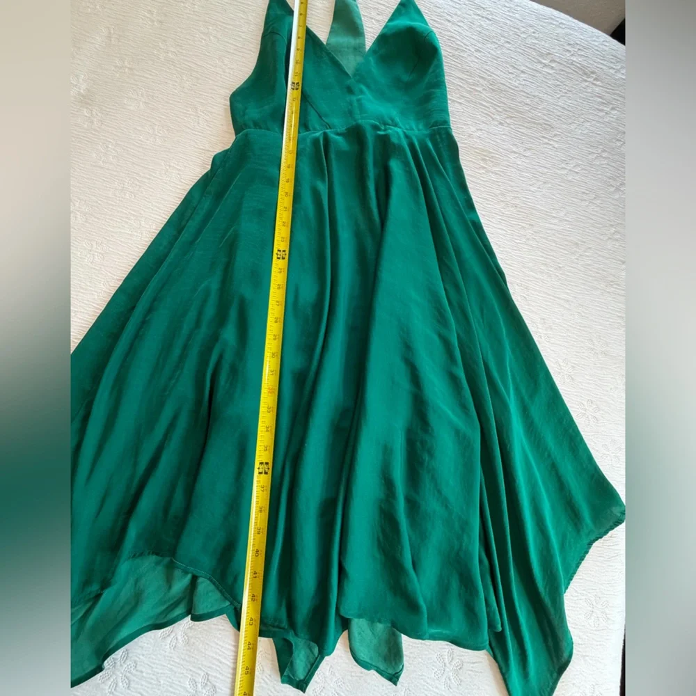 Kimchi Blue Formal Midi Dress emerald green size 8 sleeveless high low - Picture 15 of 15